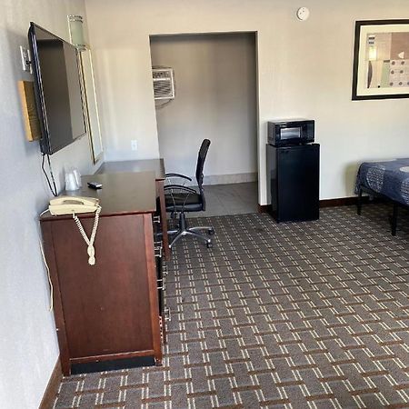 New Budget Inn Eaton ภายนอก รูปภาพ